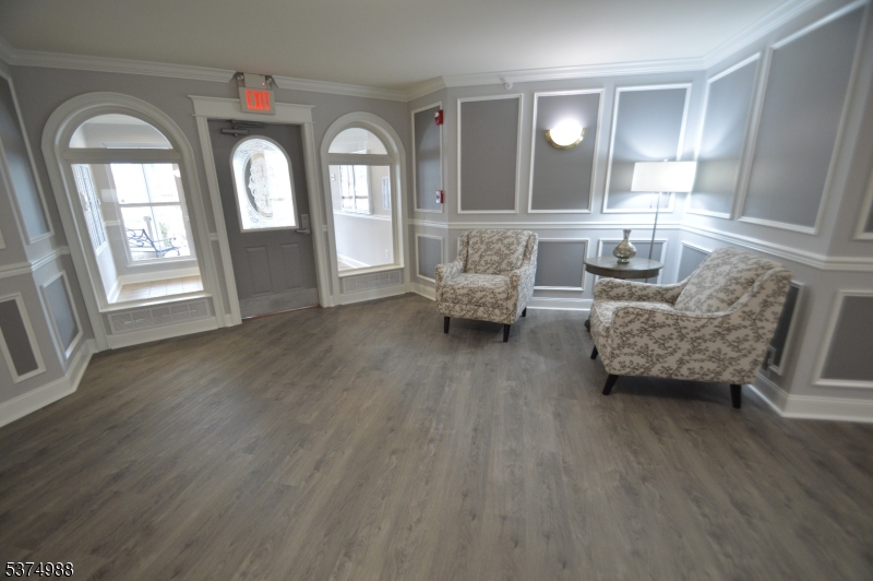 Kings View on the Pond - Residential Lease