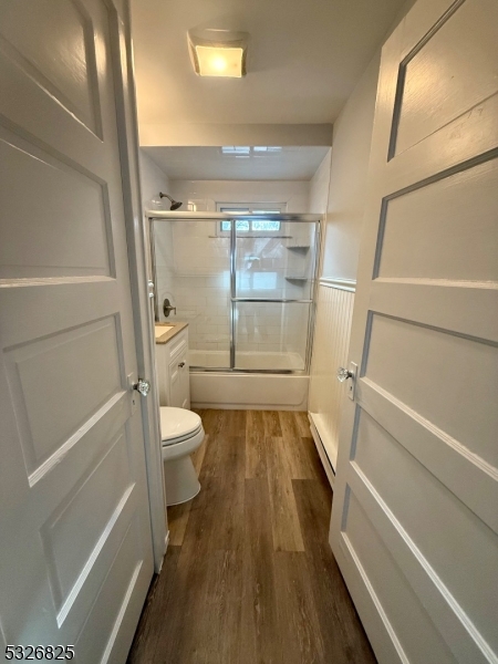 THE FLATS - Residential Lease