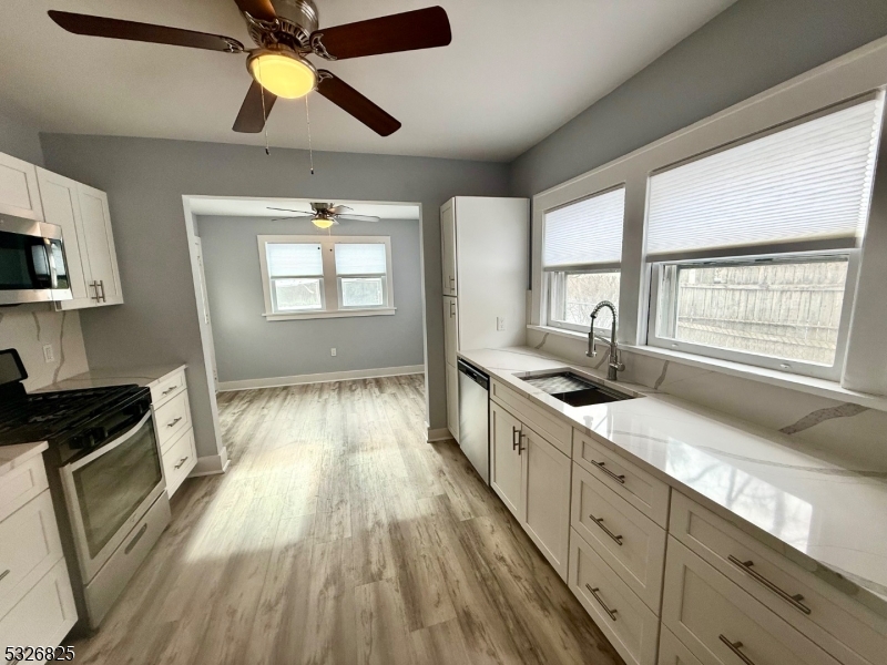 THE FLATS - Residential Lease