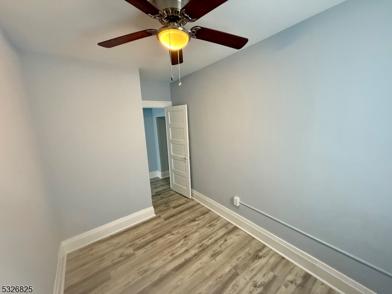 THE FLATS - Residential Lease