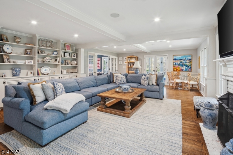 Rolling Hill - Residential