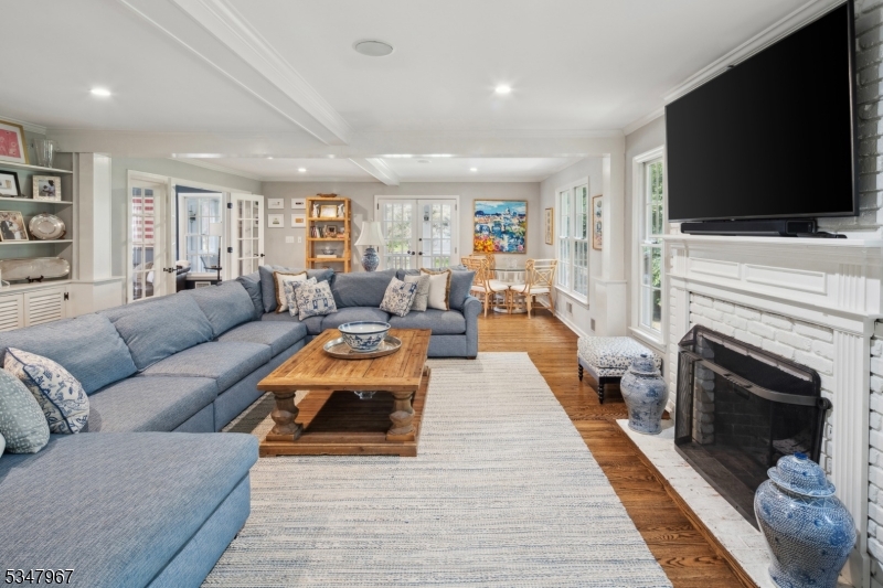 Rolling Hill - Residential