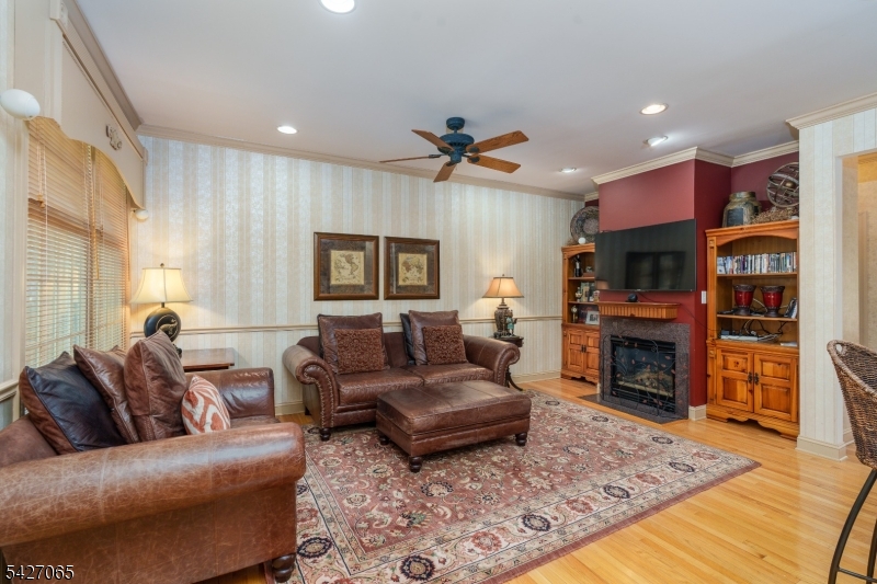 Cedar Crest - Residential