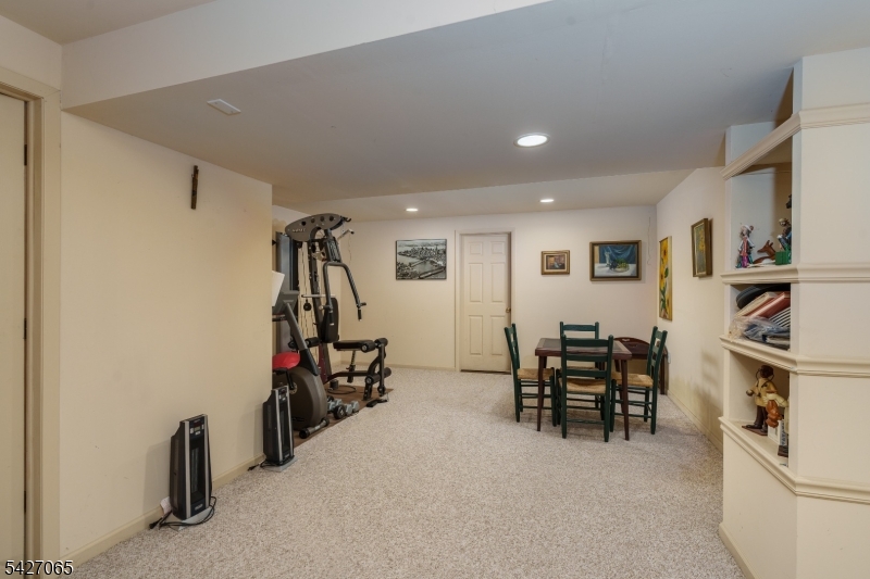 Cedar Crest - Residential