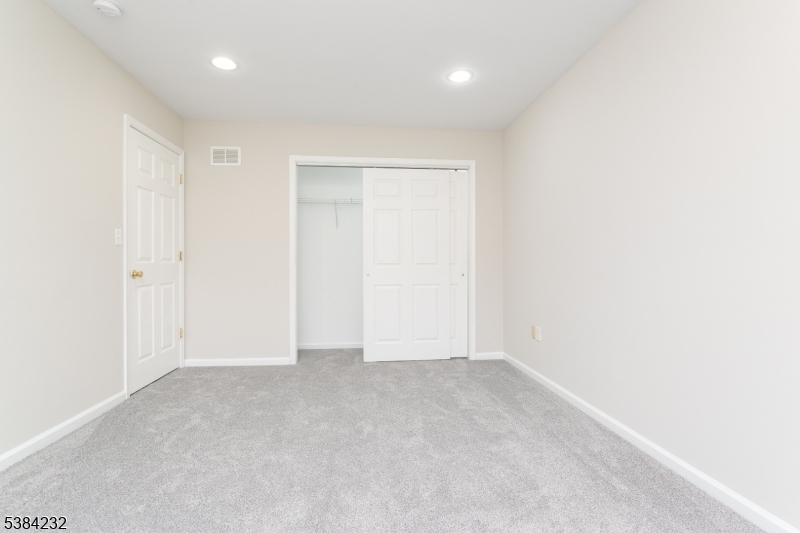 Glenmont Commons - Residential