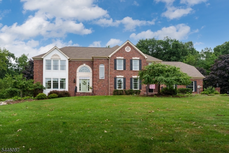 Photo 1 of 39 — 17 Shy Creek Rd, Alexandria Twp., NJ 08867