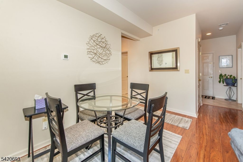 Mountain Ridge - Residential
