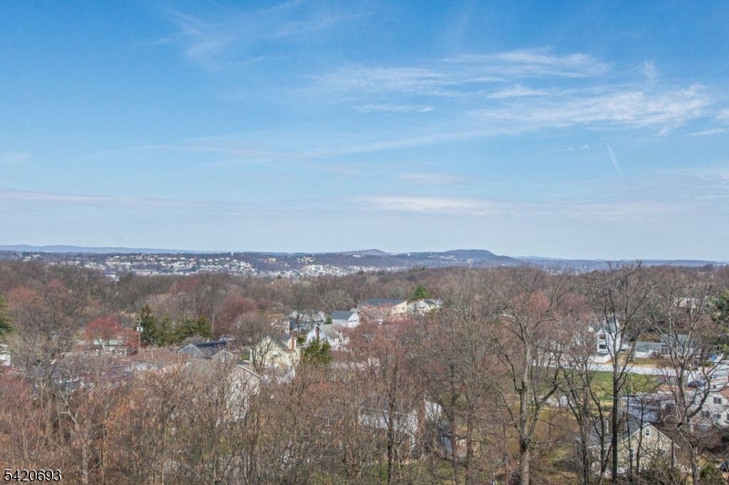 Mountain Ridge - Residential