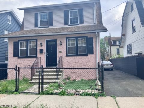 104 Pine Grove Ter, Newark City, NJ 07106 - #: 3911084