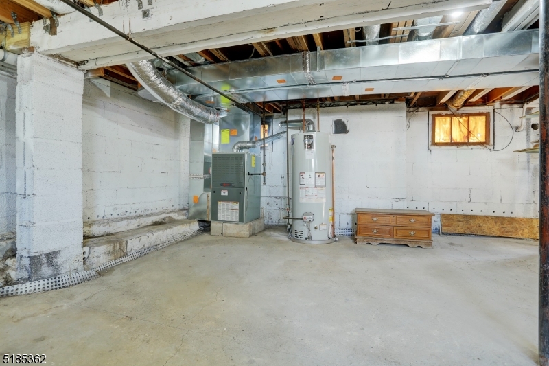 Lake Hiawatha - Residential Lease