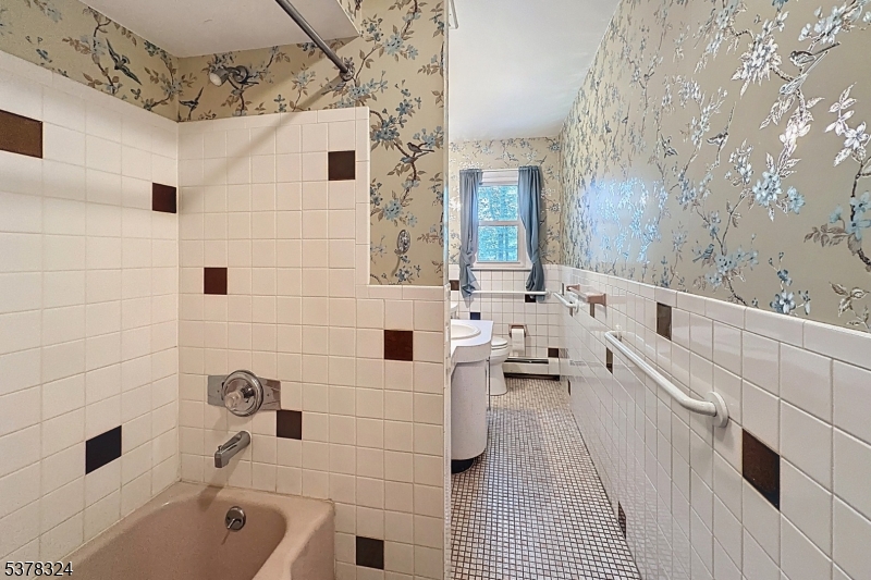 White Meadow Lake - Residential