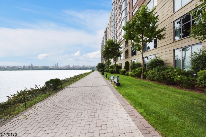 The Watermark - Residential