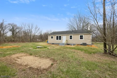 MLS: 3963073
