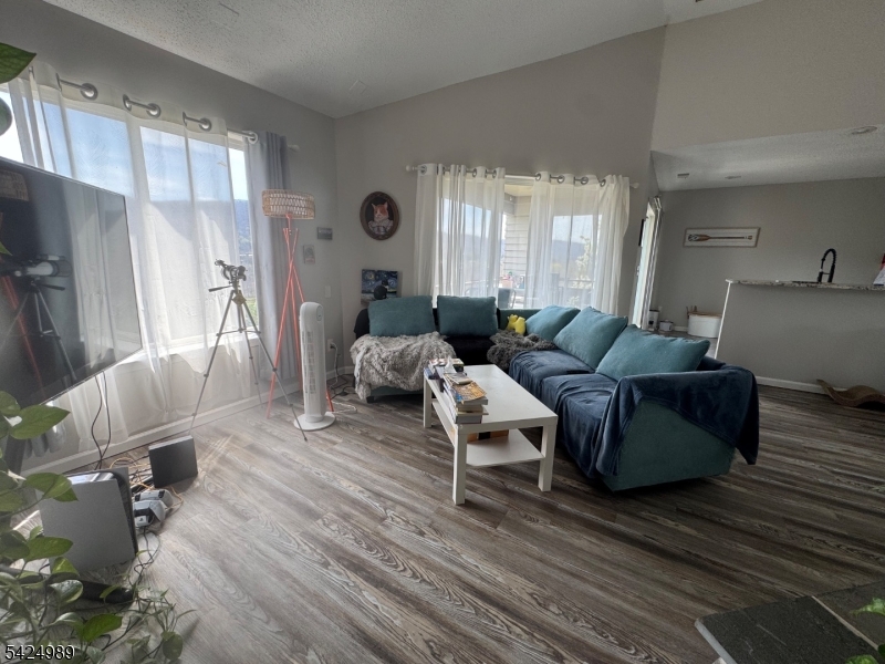 Crystal Springs - Residential