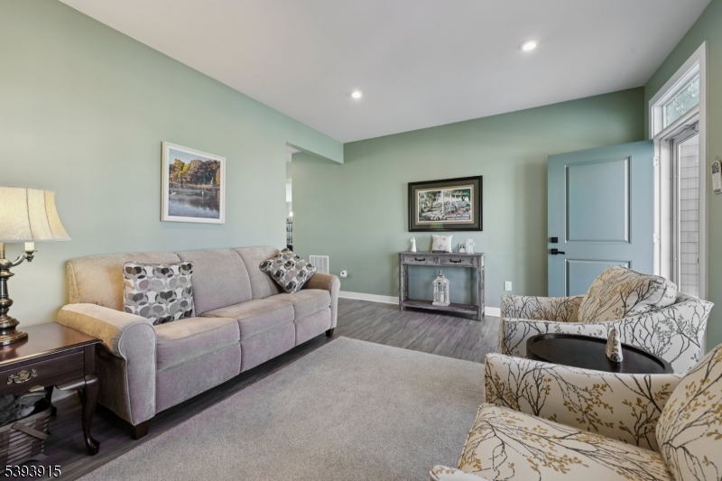 North Village Crossing - Residential