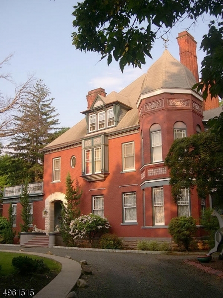 Van Wyck Brooks - Residential Lease