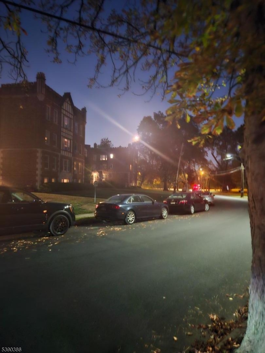 Oaks/North Brunswick Condo - Residential