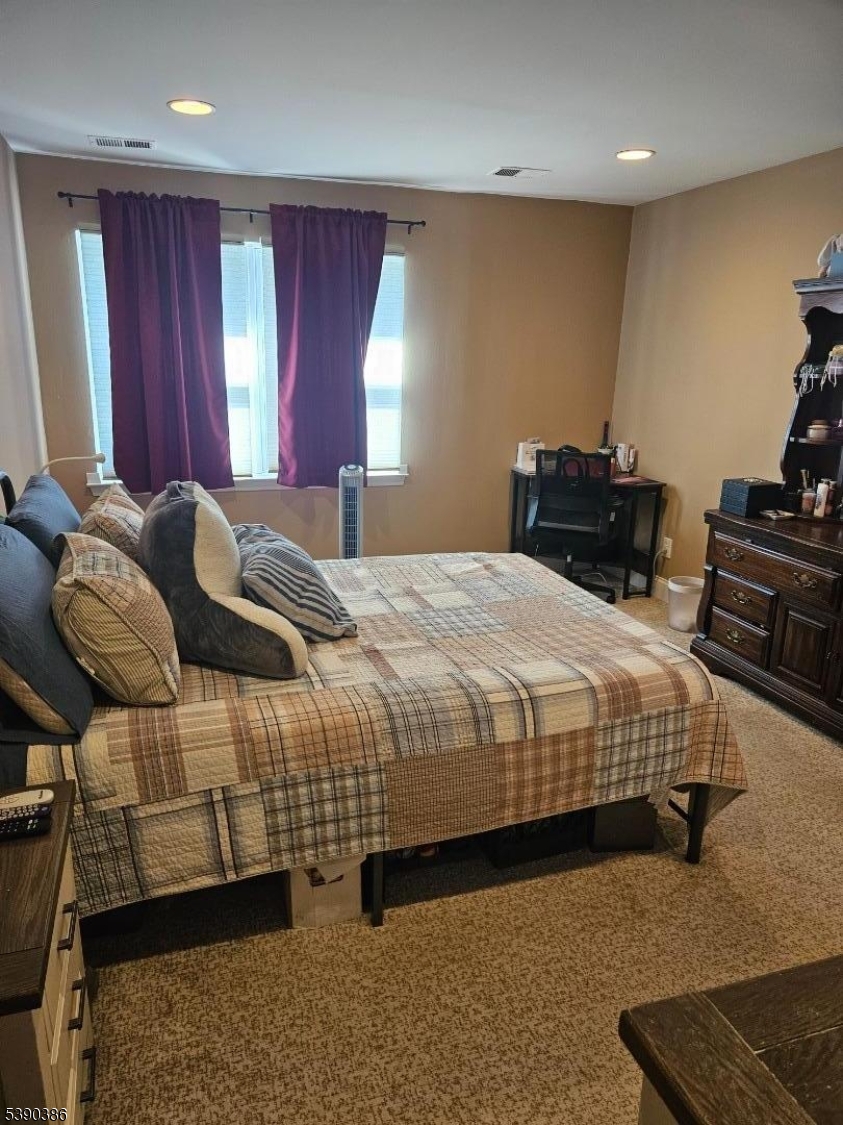 Oaks/North Brunswick Condo - Residential