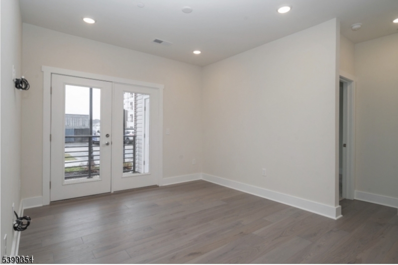 Del Webb at Florham Park - Residential Lease