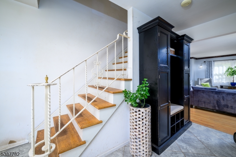 Robin Road Village - Residential