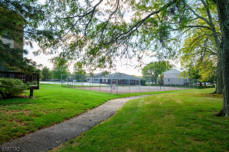 Robin Road Village - Residential