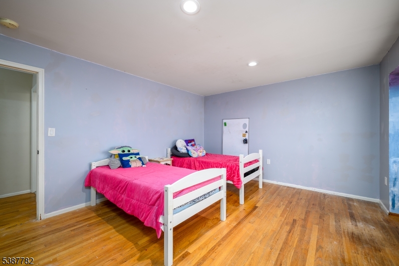 Robin Road Village - Residential