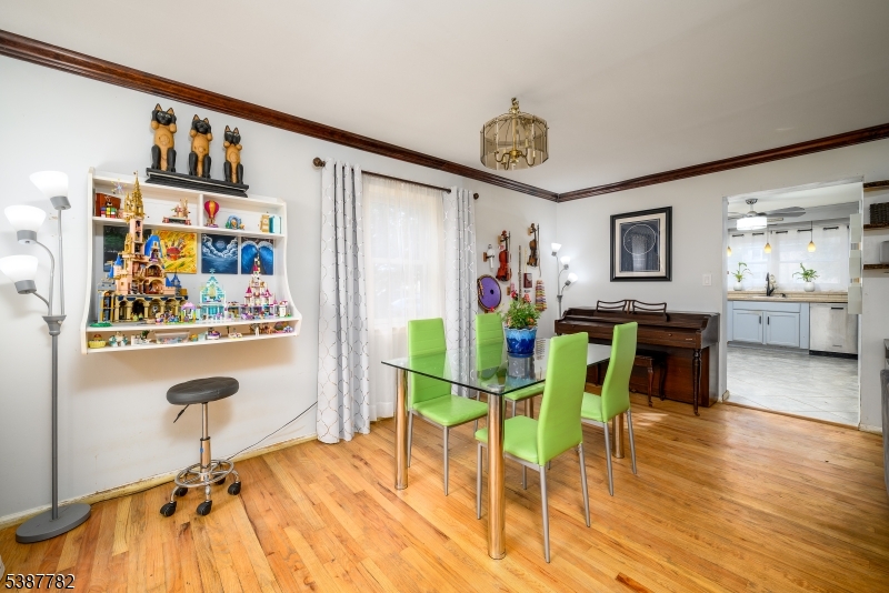 Robin Road Village - Residential