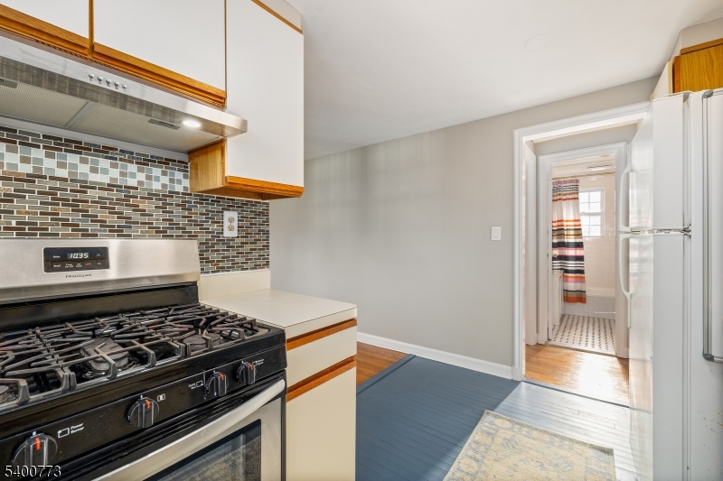 Kahlcrest - Residential