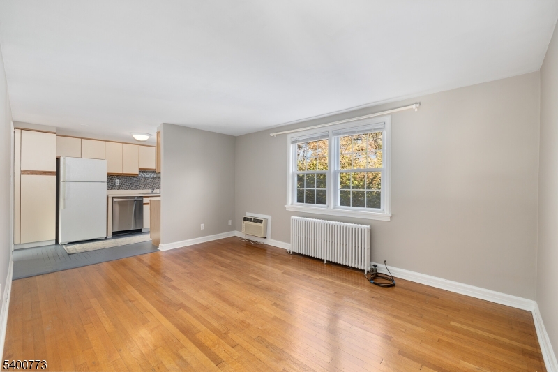 Kahlcrest - Residential