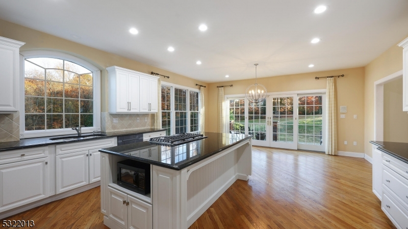 Emerald Pond - Residential