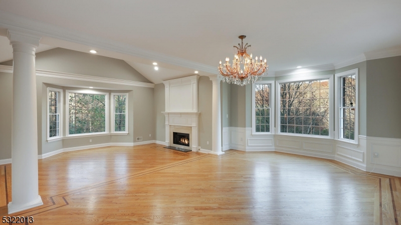 Emerald Pond - Residential