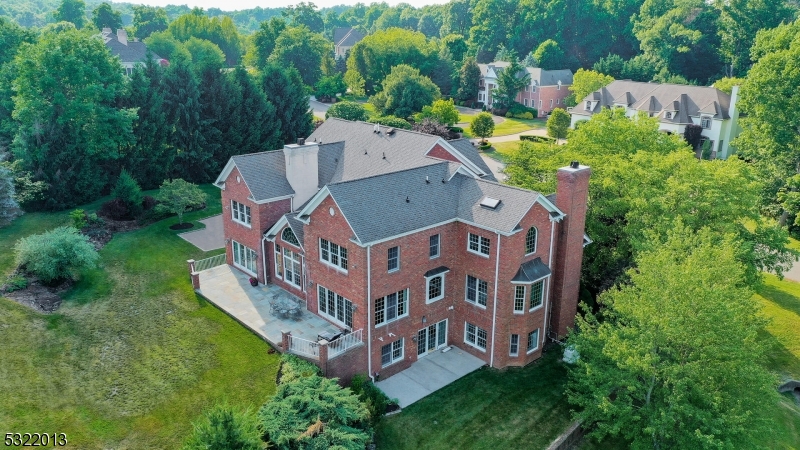 Emerald Pond - Residential