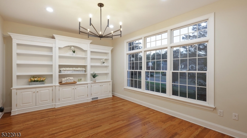 Emerald Pond - Residential