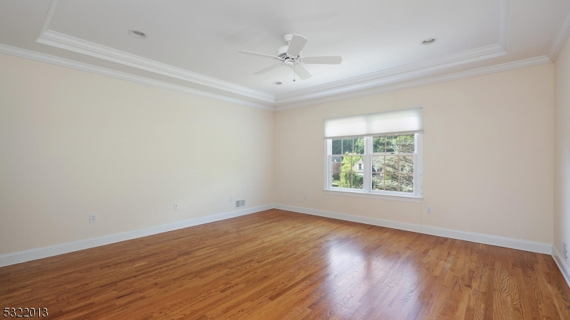 Emerald Pond - Residential