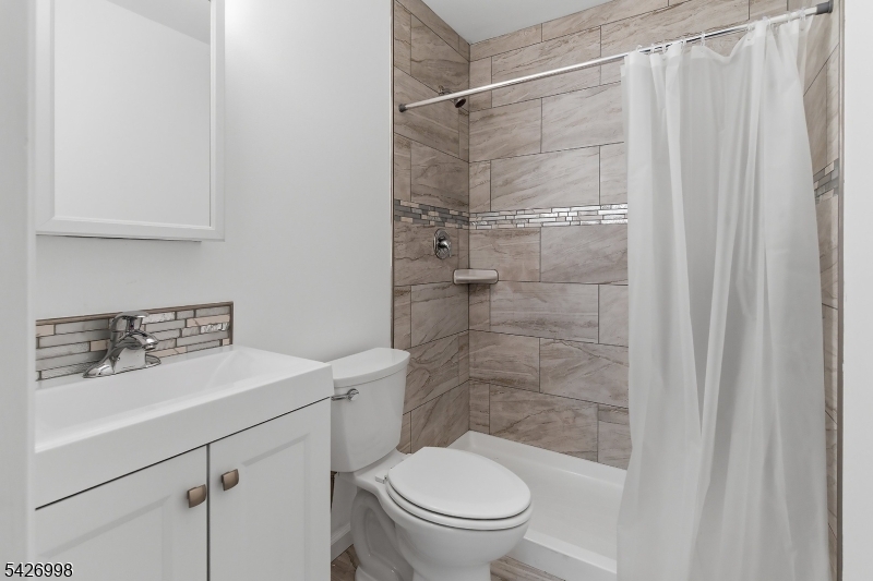 Cedar Glen West - Residential
