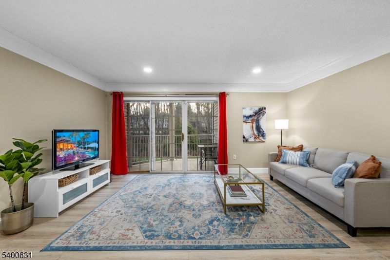 Society Hill III - Residential