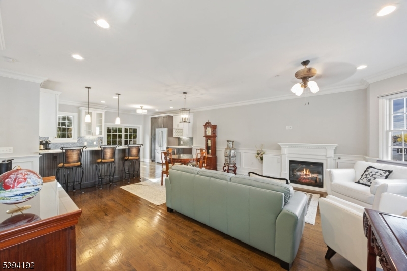 BROWNSTONES AT CALDWELL - Residential