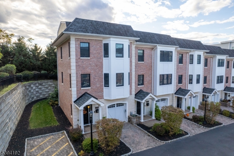 BROWNSTONES AT CALDWELL - Residential