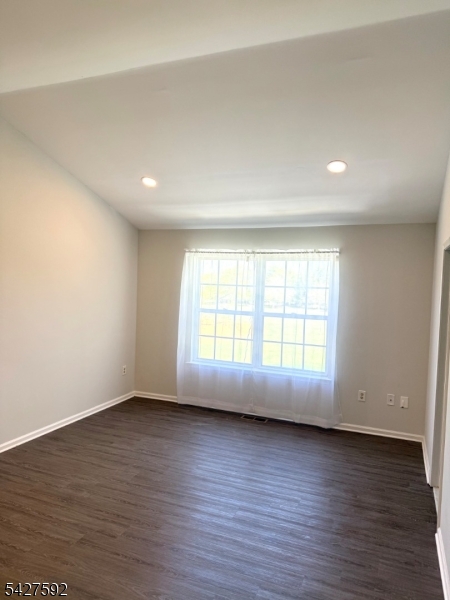 WYNNEFIELD AT SOMERSET - Residential