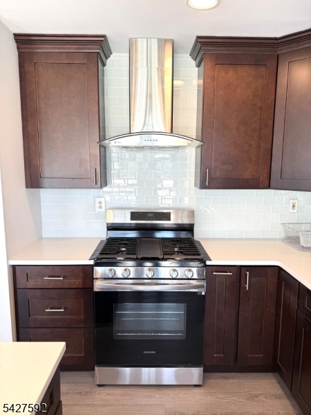 WYNNEFIELD AT SOMERSET - Residential