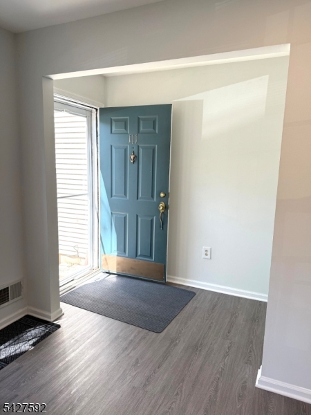 WYNNEFIELD AT SOMERSET - Residential