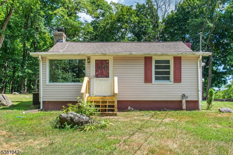 Lake Hiawatha - Residential Lease