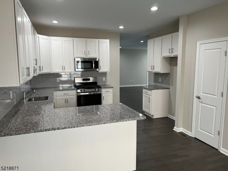 Mountain Way Estates - Residential Lease