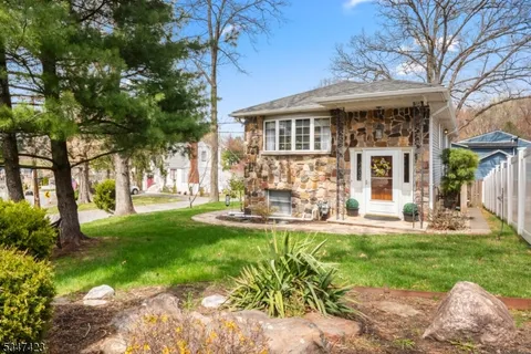 569 Eagle Rock Ave, West Orange Twp., NJ 07052 - MLS#: 3957220