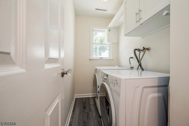 CEDAR KNOLLS - Residential