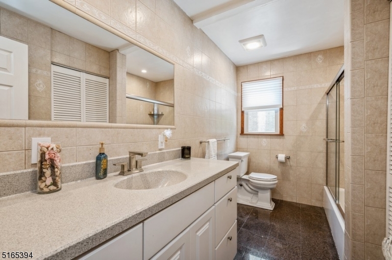 CEDAR KNOLLS - Residential