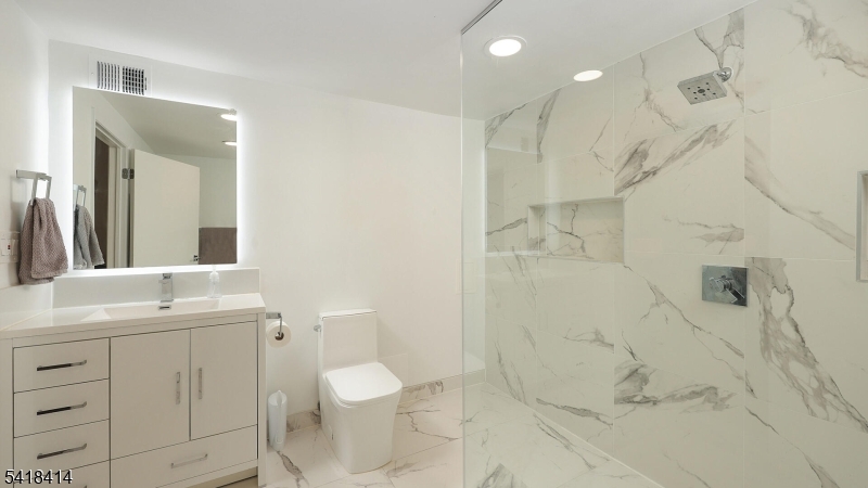 Riverside - Residential