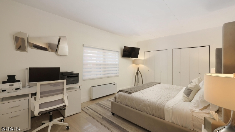 Riverside - Residential