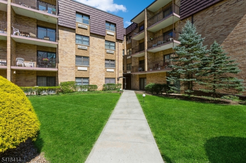 Riverside - Residential