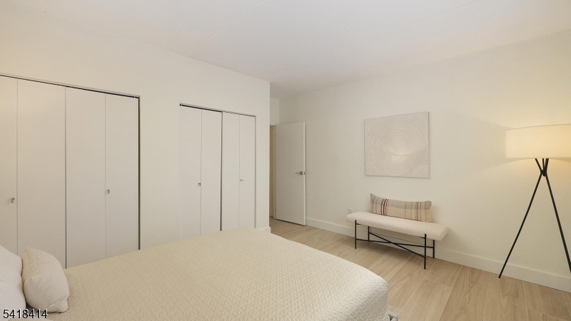 Riverside - Residential